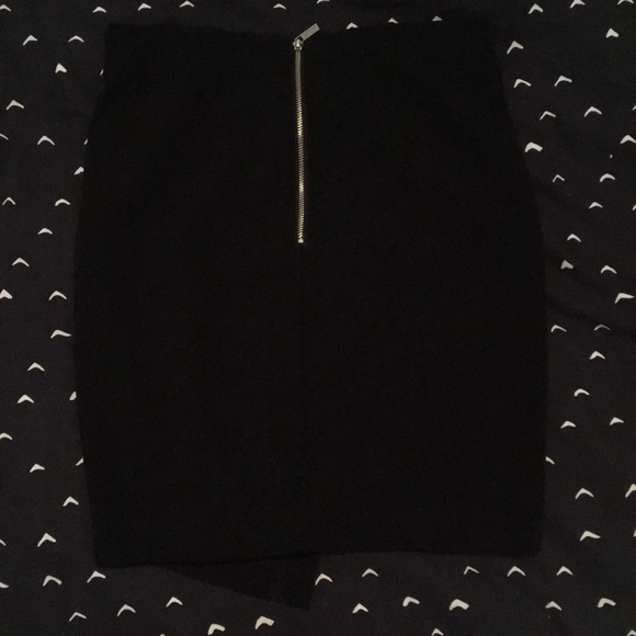 Faux wrap skirt Dynamite xs-s - Picture 3 of 5